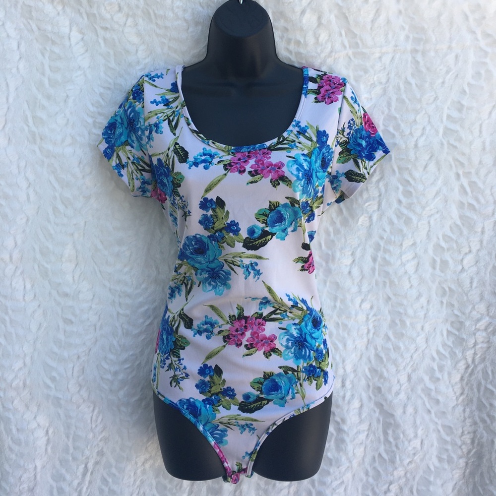 XL bodysuits